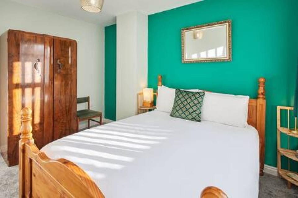 House | 3 bedrooms, iron/ironing board, high-speed internet