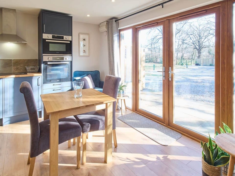 House | 1 bedroom, iron/ironing board