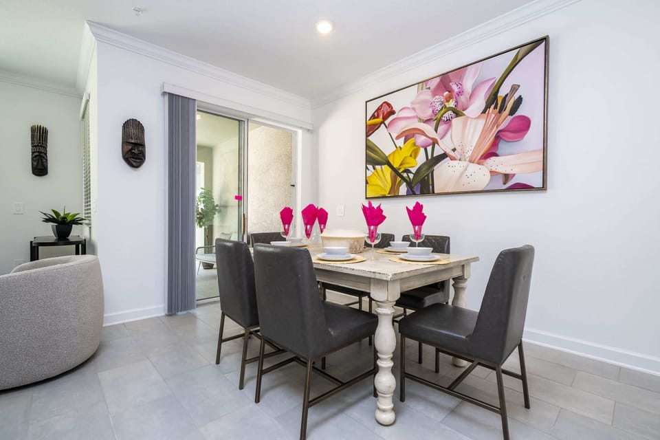 Premium House | Dining room