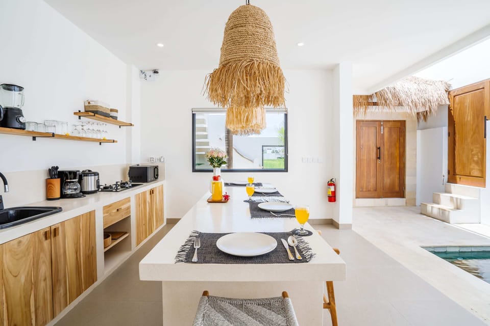 Basic Villa | Private kitchen | Fridge, microwave, stovetop, electric kettle