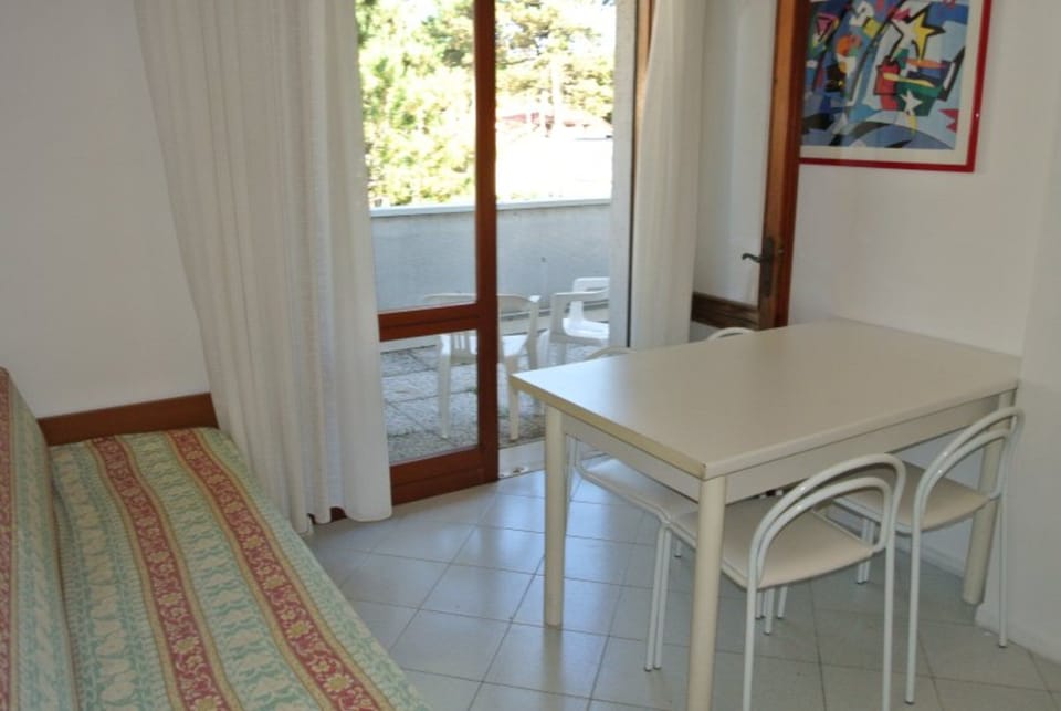 Apartment, 1 Bedroom, Balcony, Garden View | 2 bedrooms