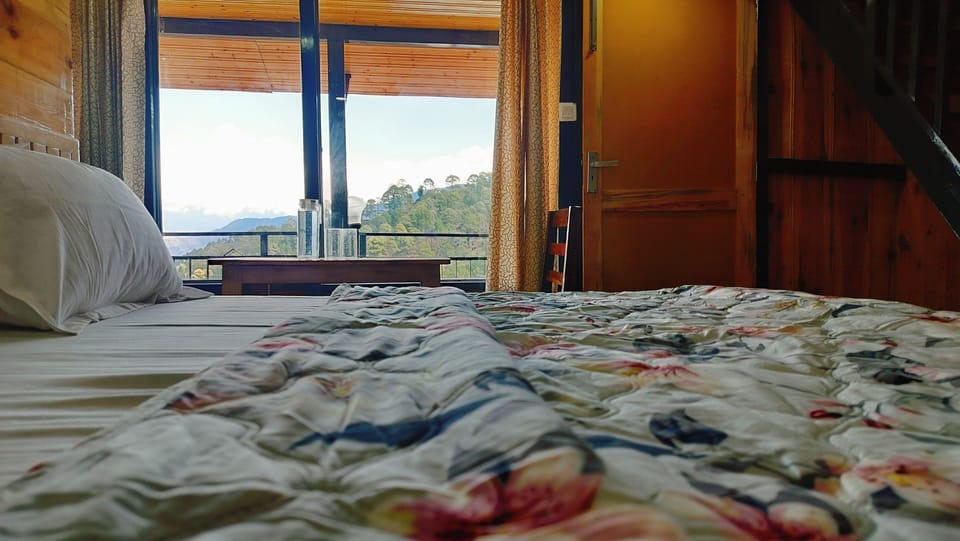 Deluxe Room, Mountain View | Free WiFi