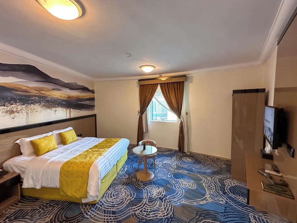 Double Room | Premium bedding, pillowtop beds, blackout drapes, WiFi (free)