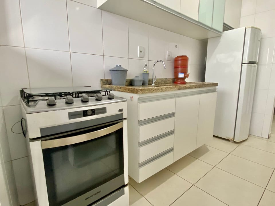 Comfort Apartment | Private kitchen | Fridge, microwave, oven, blender