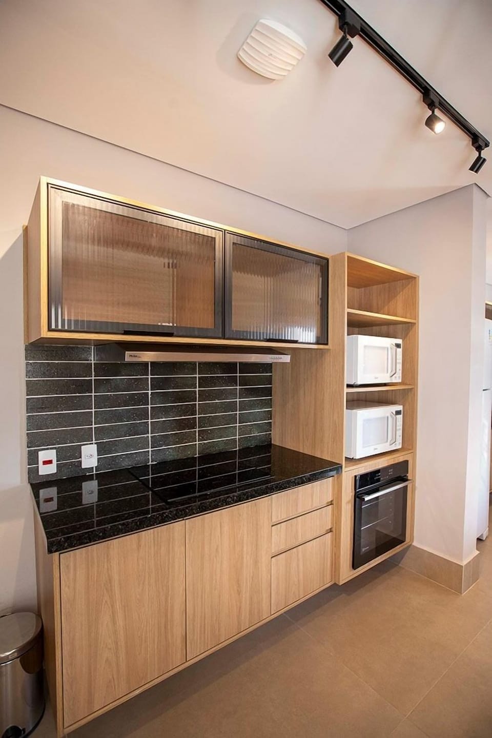Business Studio | In-room dining