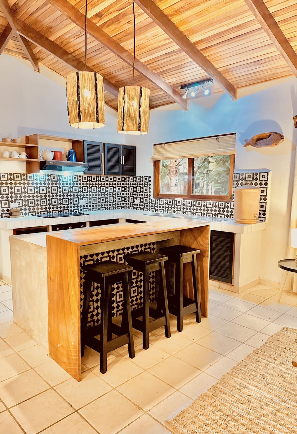 Family House | Private kitchen | Cookware/dishes/utensils