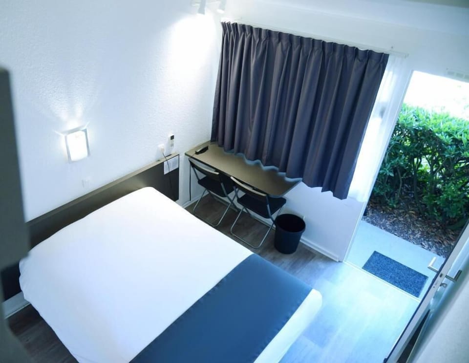 Classic Single Room | Desk, free WiFi