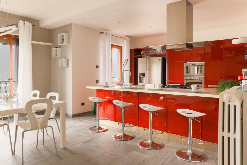 Apartment | Private kitchen | Full-size fridge, oven, stovetop, dishwasher