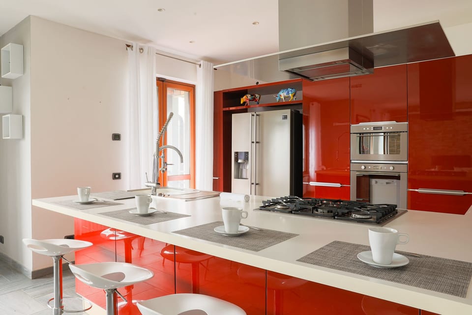 Apartment | Private kitchen | Full-size fridge, oven, stovetop, dishwasher