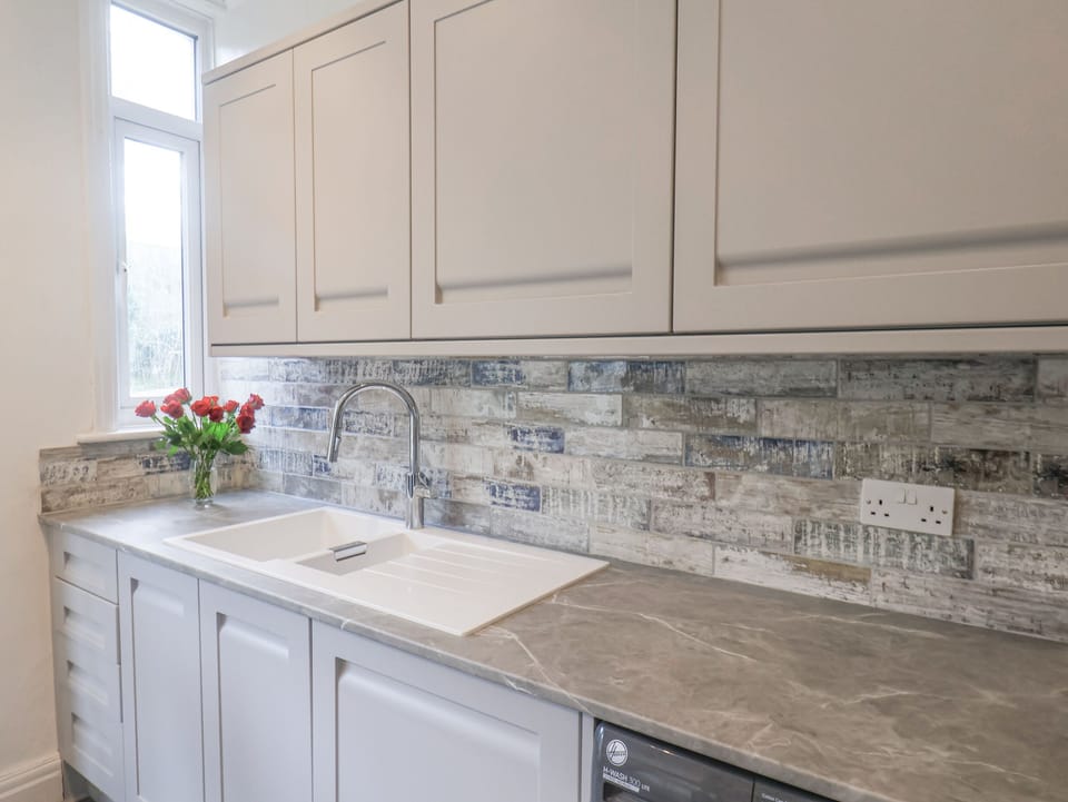 Fridge, dishwasher, electric kettle, toaster