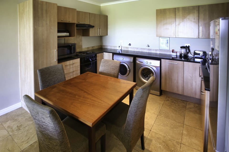 Comfort Apartment | Dining room