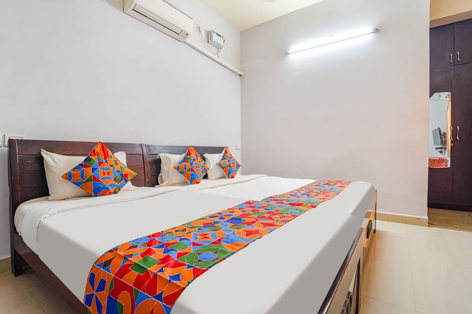 Egyptian cotton sheets, premium bedding, in-room safe, soundproofing