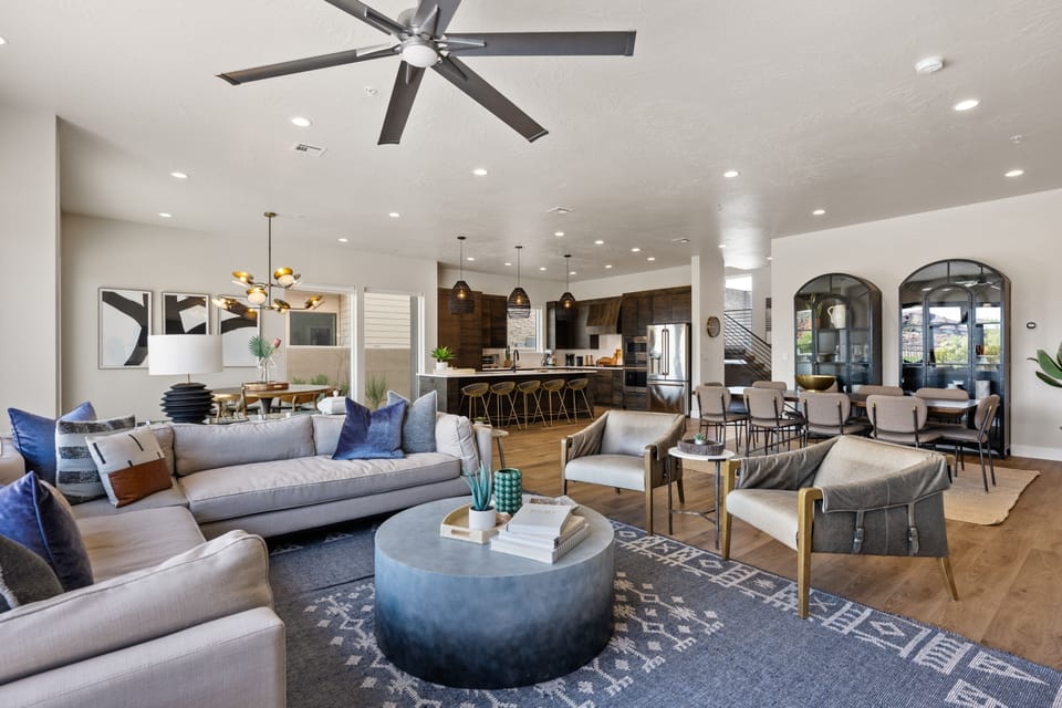House, Multiple Bedrooms | Living area | Smart TV