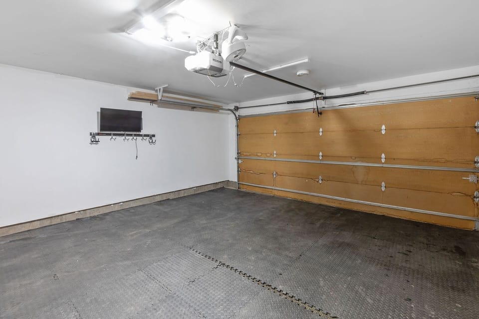 Condo, 3 Bedrooms | 3 bedrooms, free WiFi