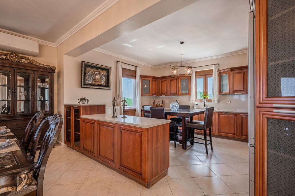 Family Villa | Private kitchen | Espresso maker, coffee/tea maker, electric kettle, toaster