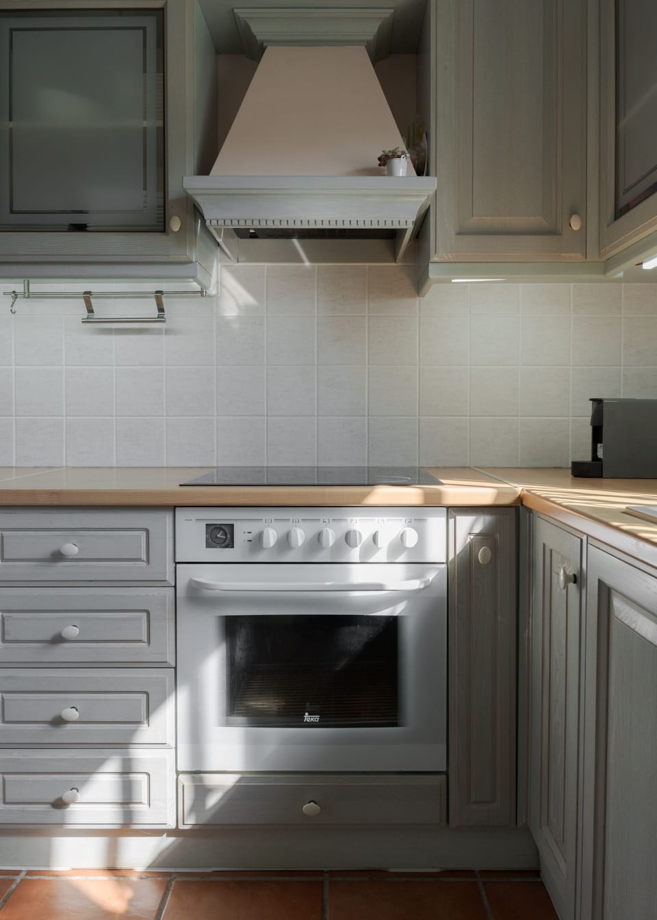 Luxury Villa, Garden View | Private kitchen | Fridge, microwave, oven, stovetop