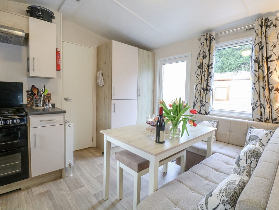 Fridge, electric kettle, toaster, cookware/dishes/utensils