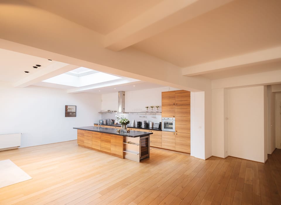 Luxury Duplex | Private kitchen | Fridge, microwave, oven, dishwasher