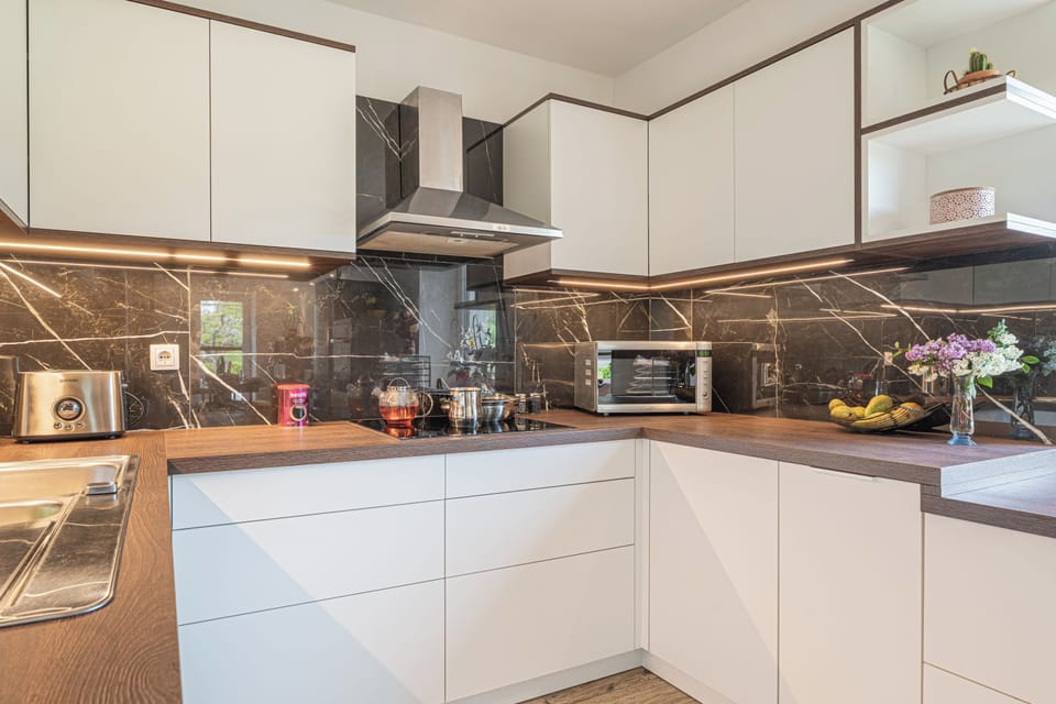 Family House, 3 Bedrooms, 2 Bathrooms (House Dijana With Pool) | Private kitchen