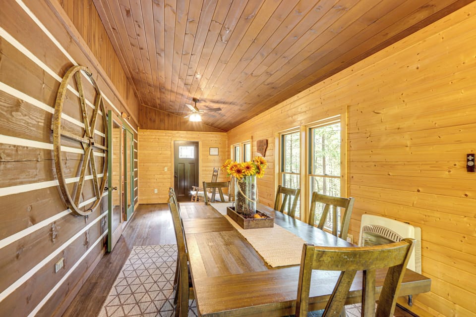 House (4 Bedrooms) | Interior