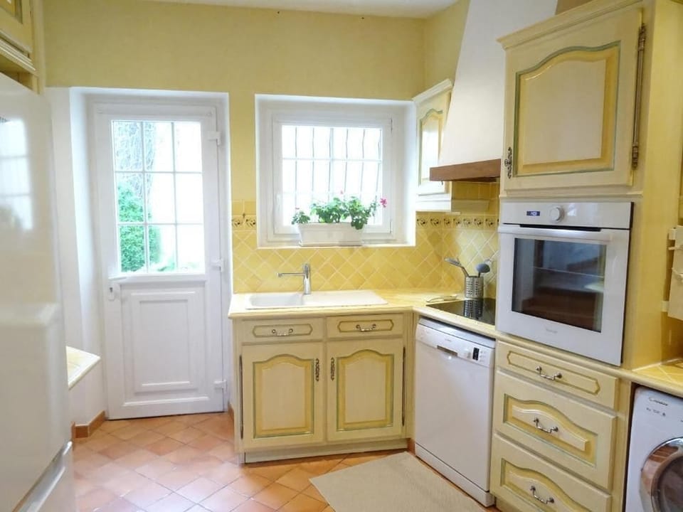 Apartment with garden | Private kitchen | Electric kettle