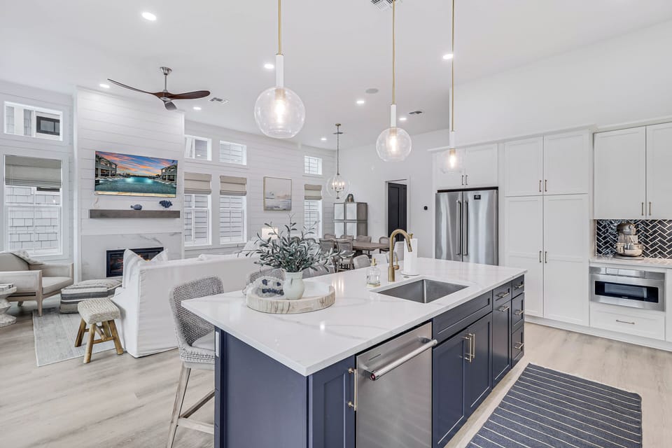 House (5 Bedrooms) | Interior