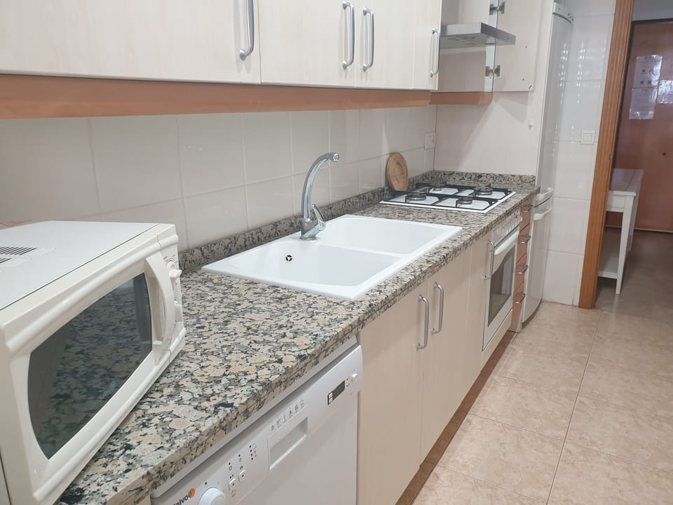 Apartment, 2 Bedrooms | Private kitchen | Full-size fridge, microwave, oven, stovetop