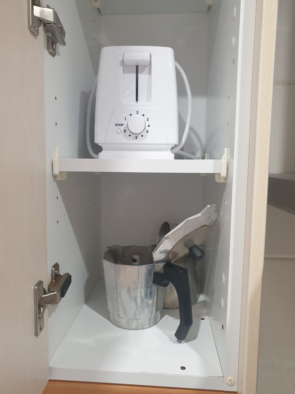 Apartment, 2 Bedrooms | Private kitchen | Full-size fridge, microwave, oven, stovetop
