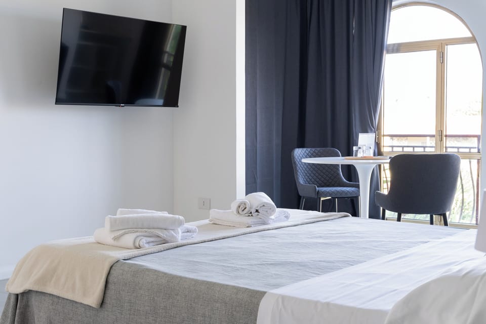 Superior Double or Twin Room | Premium bedding, down comforters, memory foam beds, desk