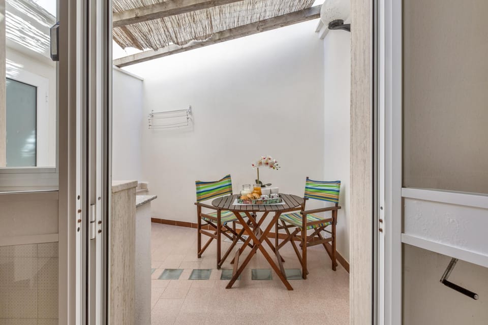 Studio | Terrace/patio