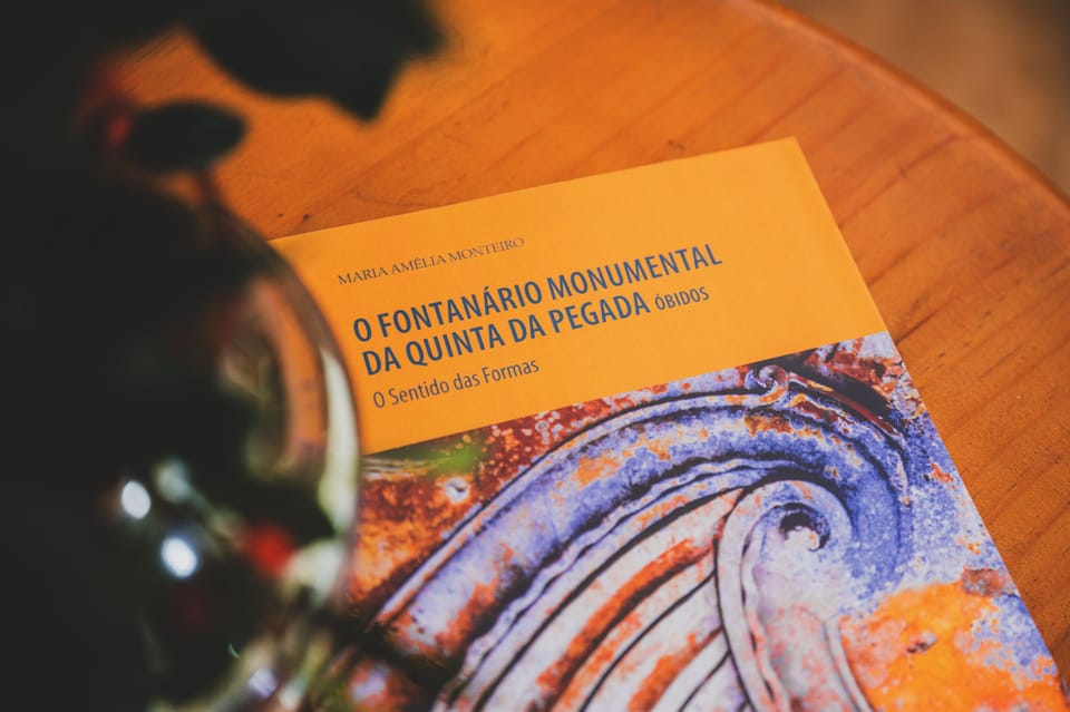 32-inch flat-screen TV with cable channels