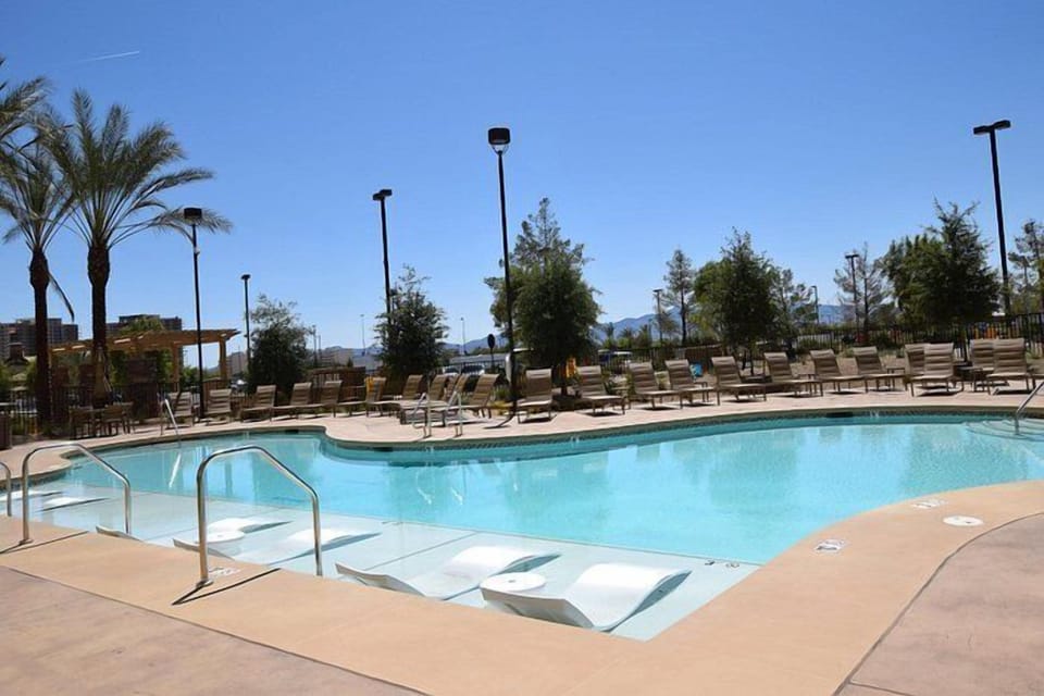2 outdoor pools, pool umbrellas, sun loungers