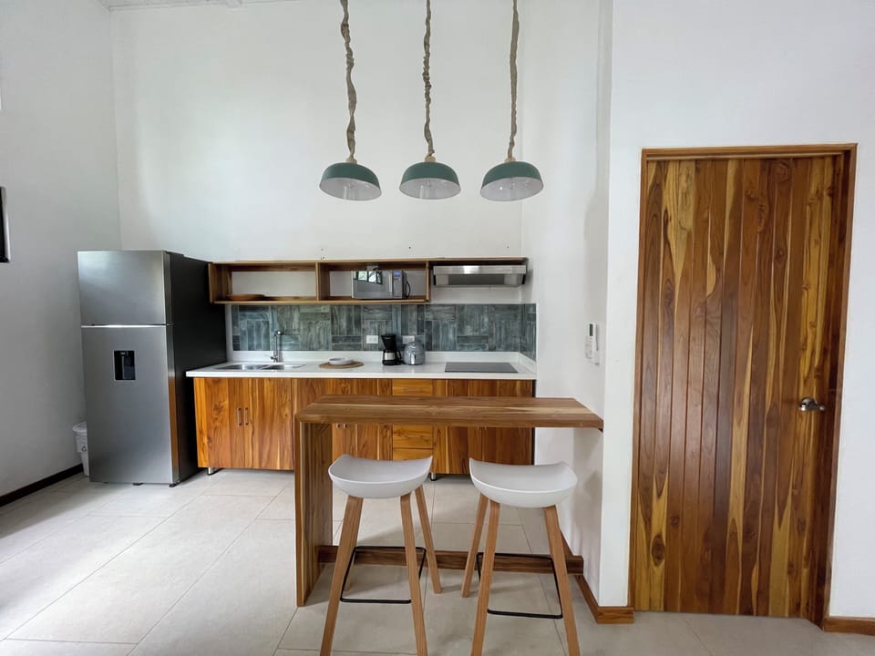 Premium Apartment | Private kitchen | Fridge