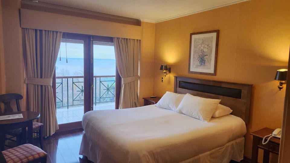 Standard Double or Twin Room | In-room safe