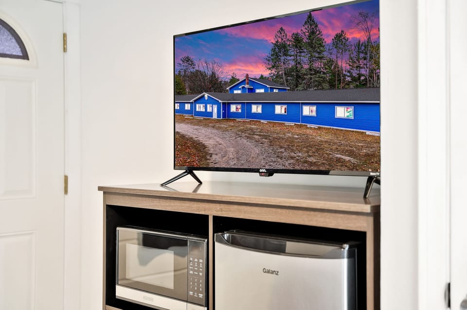 Individually decorated, individually furnished, free WiFi, bed sheets