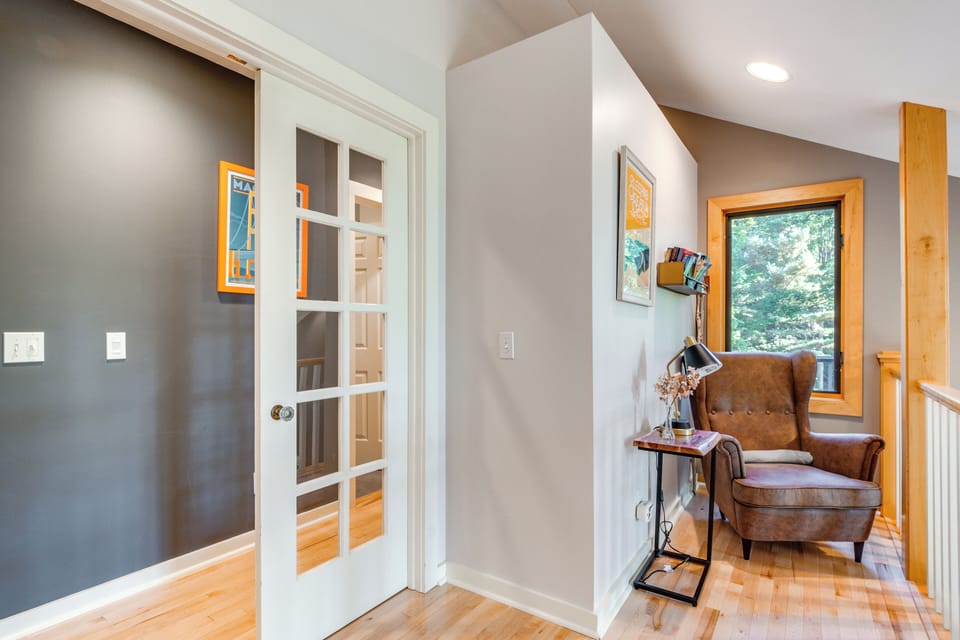 House (5 Bedrooms) | Interior