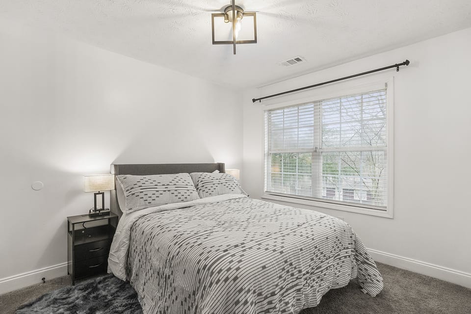 Townhome | 3 bedrooms, minibar, individually decorated, individually furnished