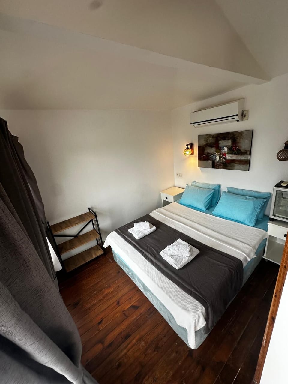 Basic Bungalow, Sea View | 1 bedroom, bed sheets