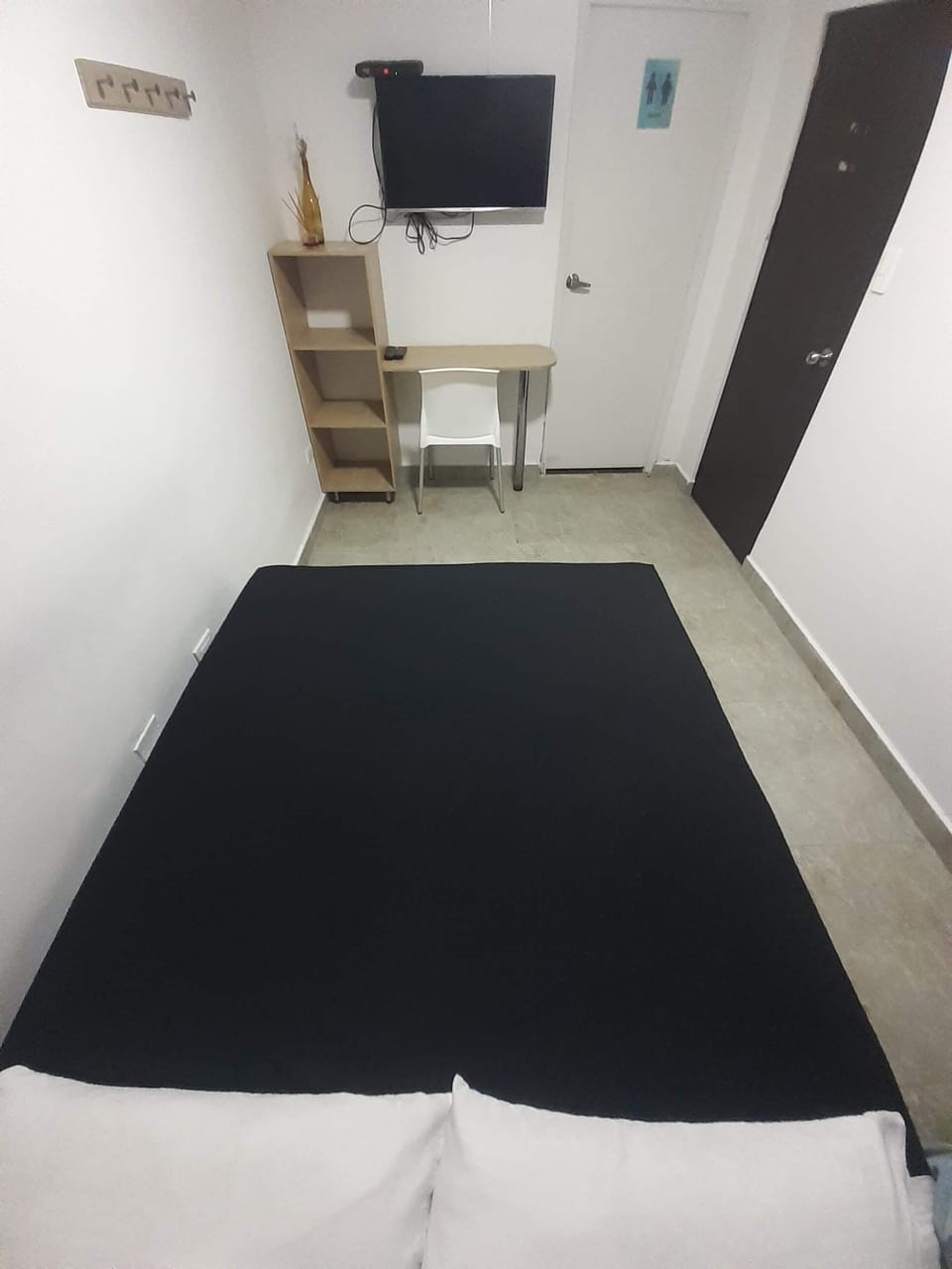 Economy Double Room | Desk, laptop workspace, free WiFi
