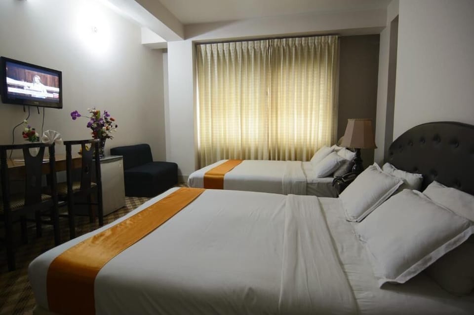 In-room safe, desk, soundproofing, free WiFi