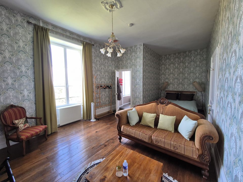 Comfort Room | Individually decorated, individually furnished, soundproofing, free WiFi