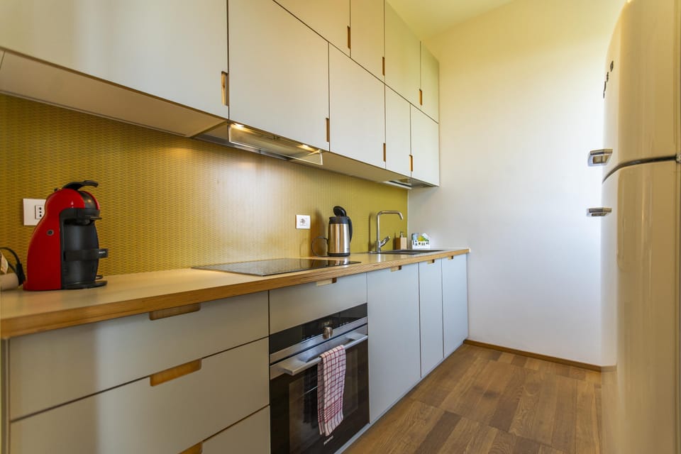 House | 1 bedroom, soundproofing