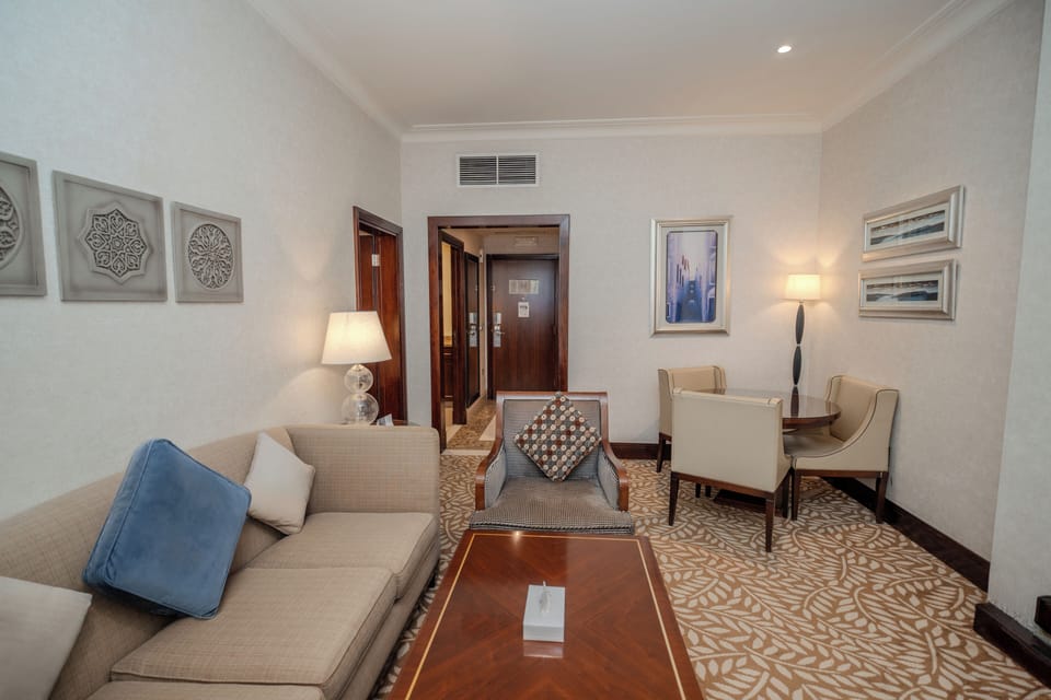 Egyptian cotton sheets, premium bedding, down comforters, minibar