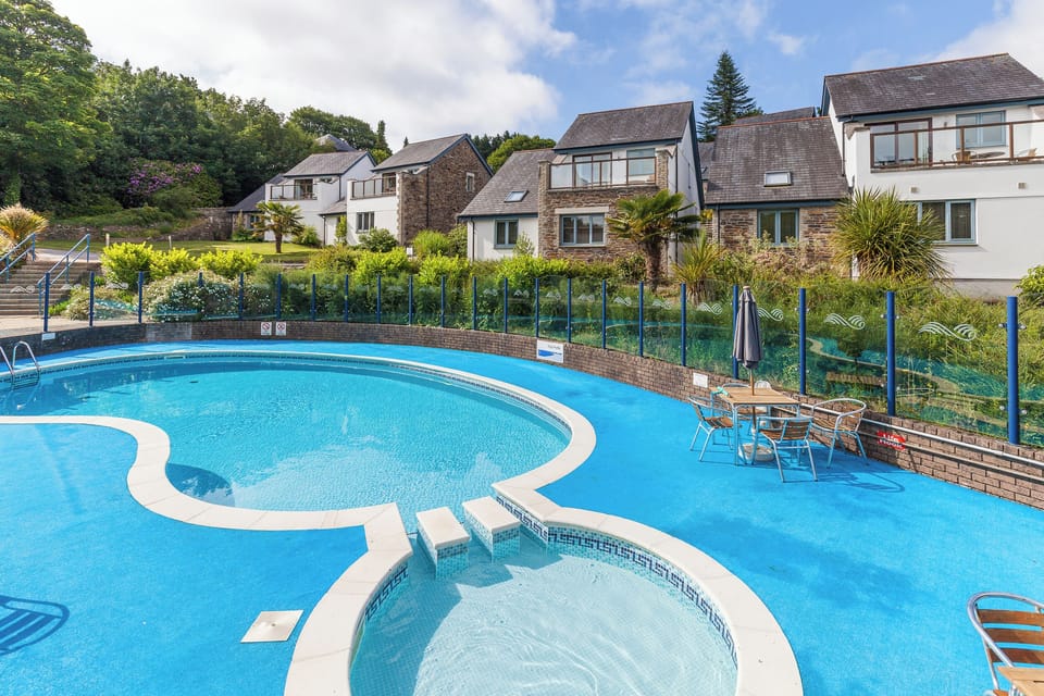 Cottage | Pool