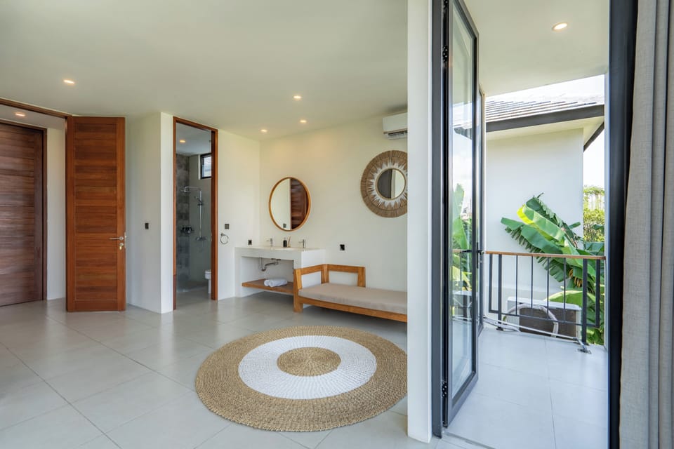Deluxe Villa | In-room safe, desk, iron/ironing board, free WiFi