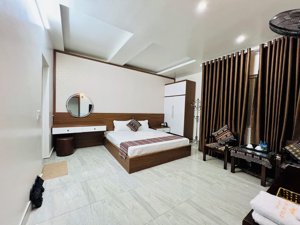 Superior Double Room, Non Smoking | WiFi (free), bed sheets
