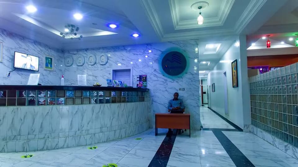 MountRoyal Centre Hotel and Suites Hotel in Lagos