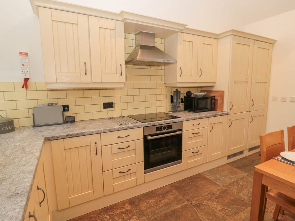 Fridge, dishwasher, electric kettle, toaster