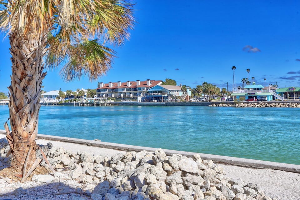 Condo, 1 Queen Bed with Sofa bed (Land's End 1-307 Gulf View) | Miscellaneous
