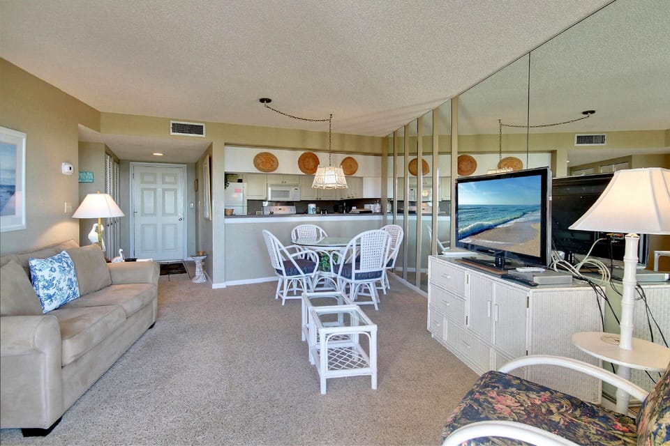 Condo, 1 King Bed (Land's End 1-401 Gulf View) | Living area | TV